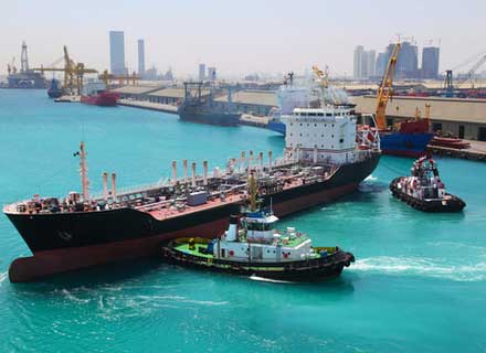 dbo-abu-dhabi-ports-unit-declares-partnership-with-mammoet